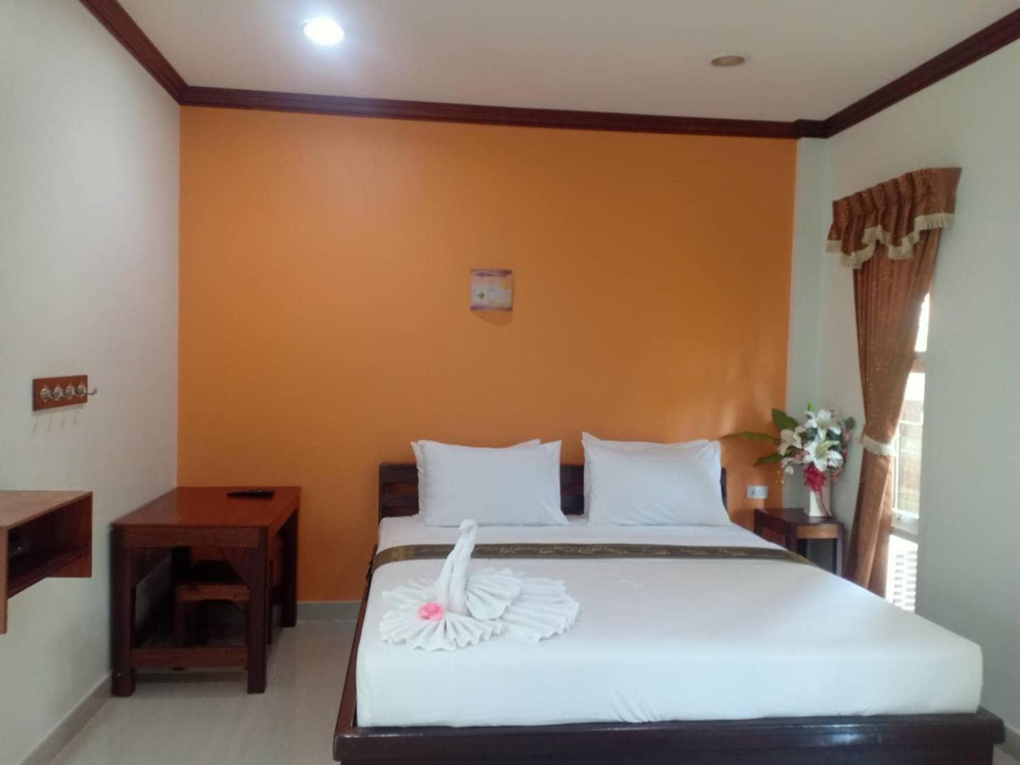 Capital O 75415 Nanthachart Riverview Resort Samut Songkhram Exteriör bild